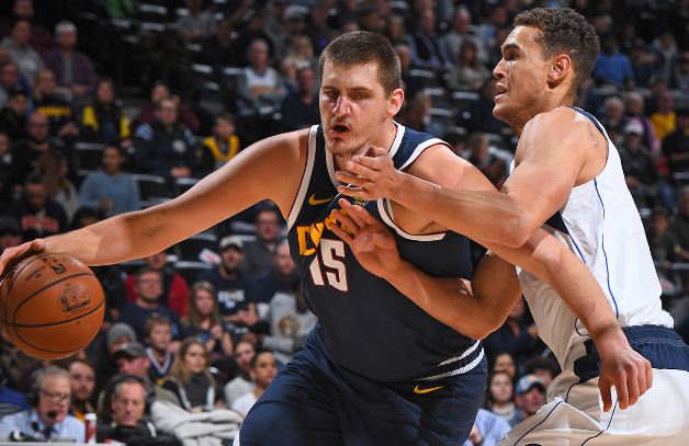 体育英超：希门尼斯百场进球助狼队赛季首胜