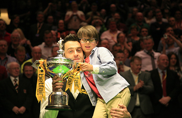 界的关注 界的关注