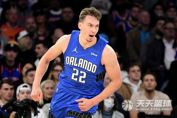 【NFL动态】铁定头号外接！野马4年高薪续约外接手萨顿