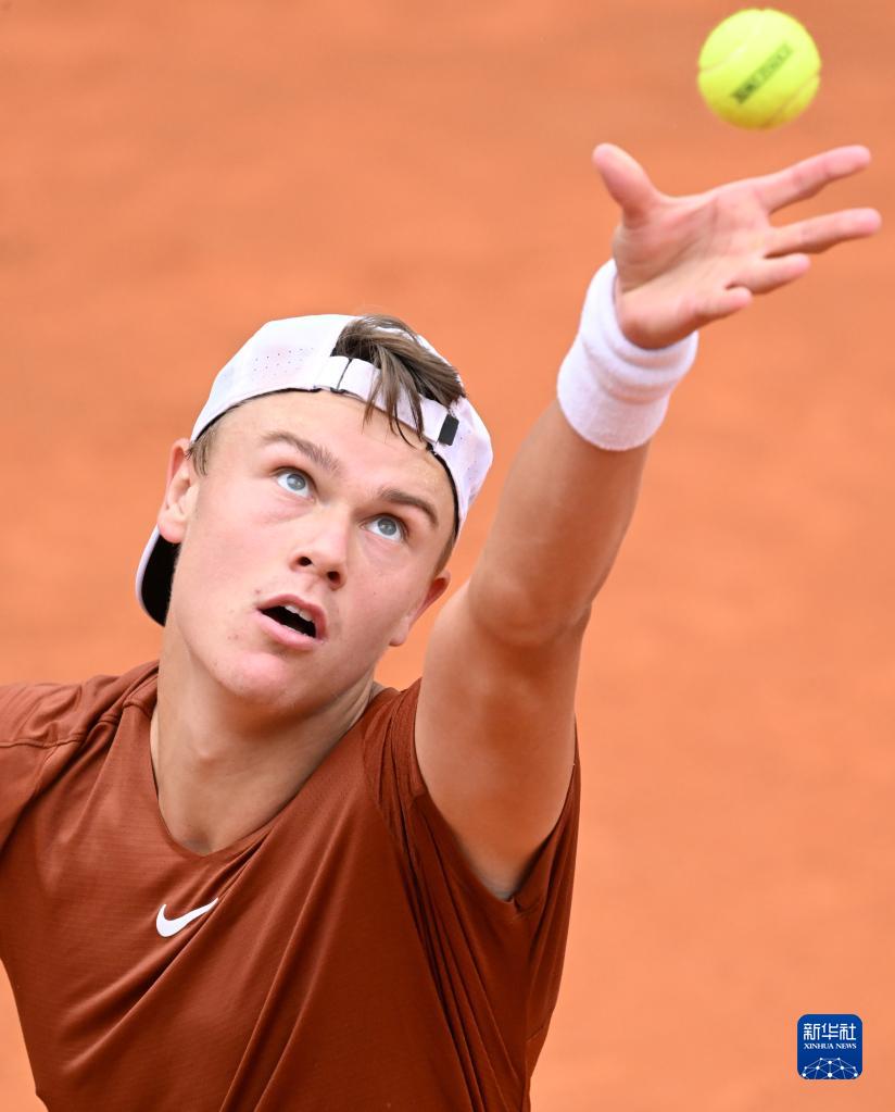 我们不难发 我们不难发